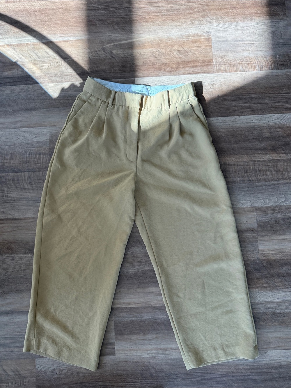 Aritzia Effortless Cropped Mustard Yellow trousers